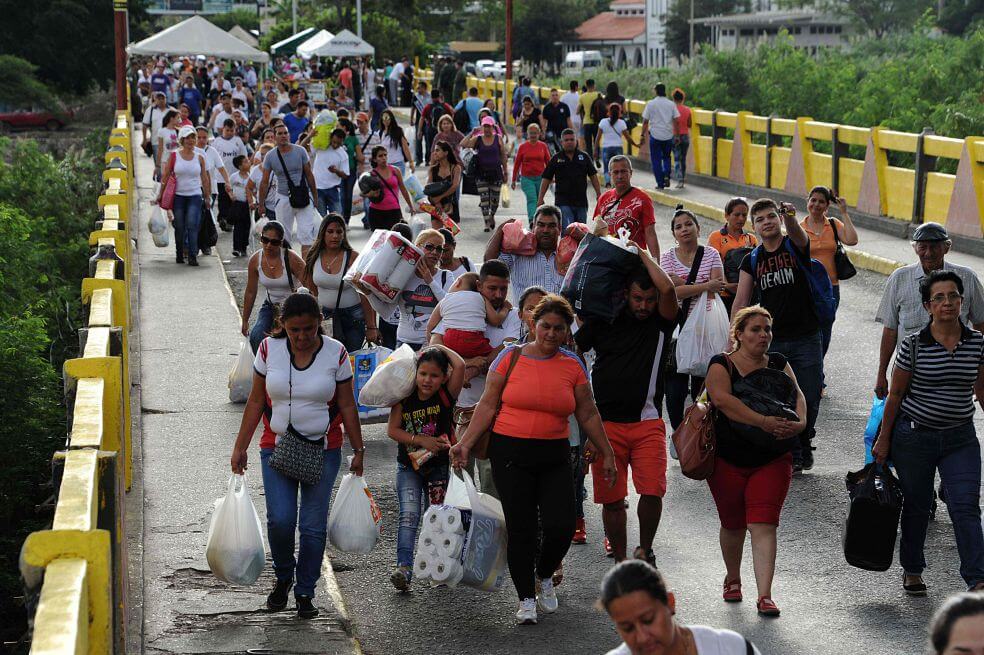 Atención a venezolanos puede desbordarse si sigue el éxodo:  Consejo Noruego de Refugiados