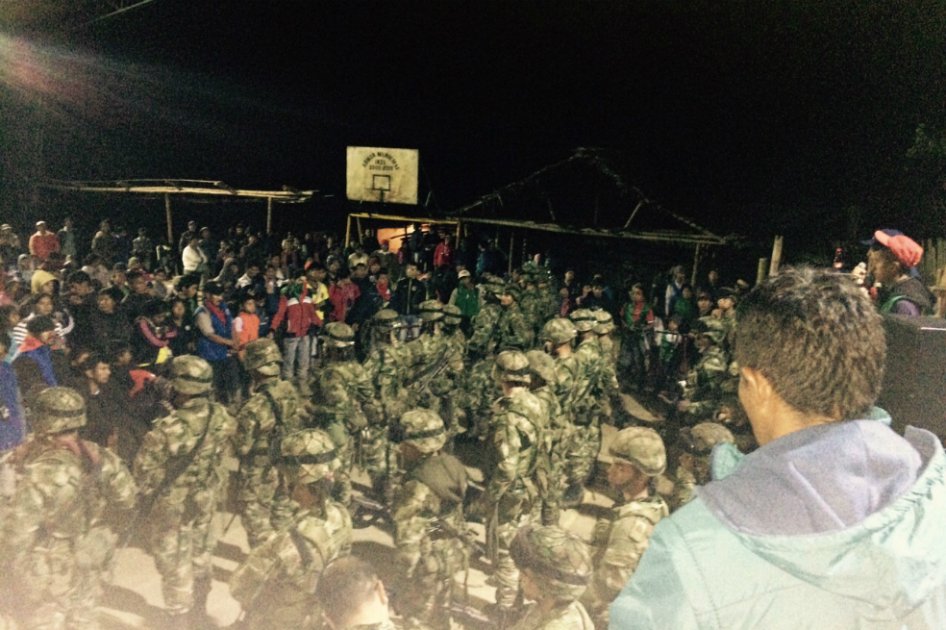 Indígenas liberan a militares en el Cauca