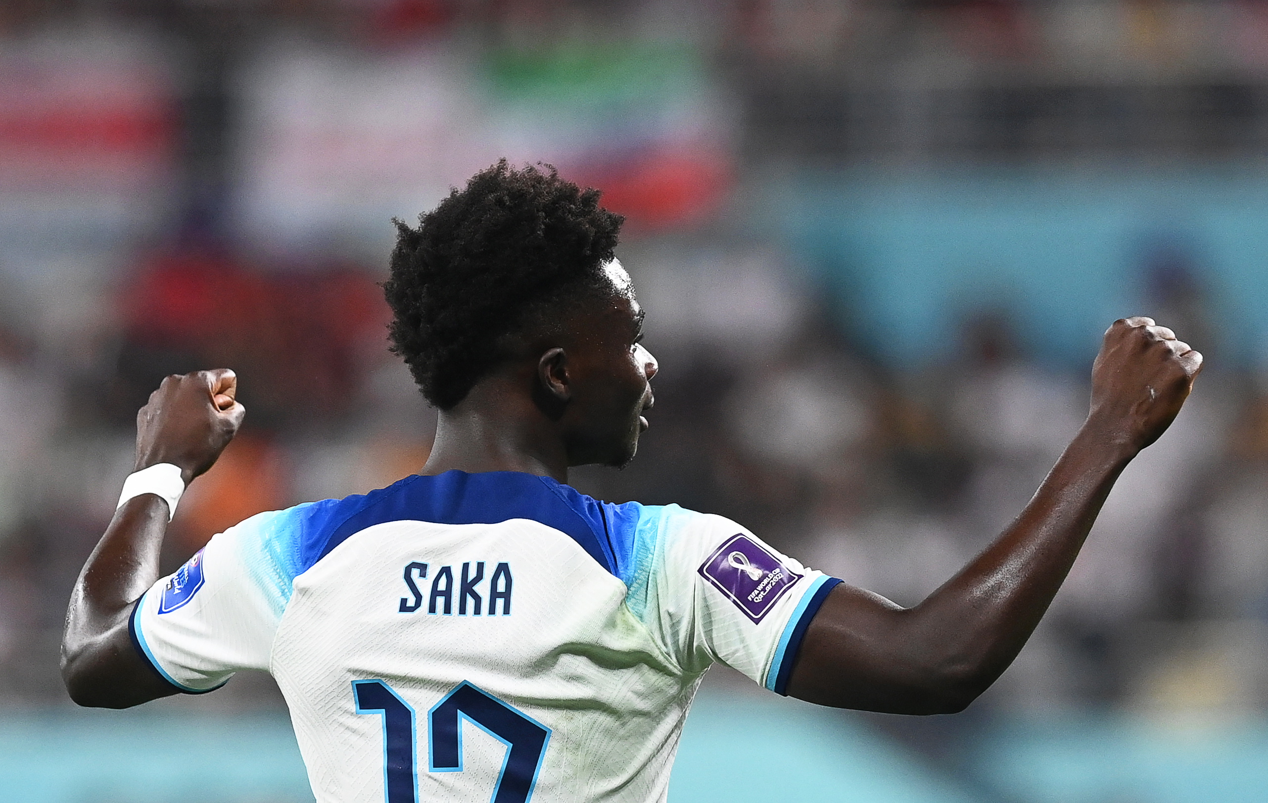 Doha (Qatar), 21/11/2022.- Bukayo Saka of England celebrates after scoring the 4-0 lead during the FIFA World Cup 2022 group B soccer match between England and Iran at Khalifa International Stadium in Doha, Qatar, 21 November 2022. (Mundial de Fútbol, Catar) EFE/EPA/Neil Hall