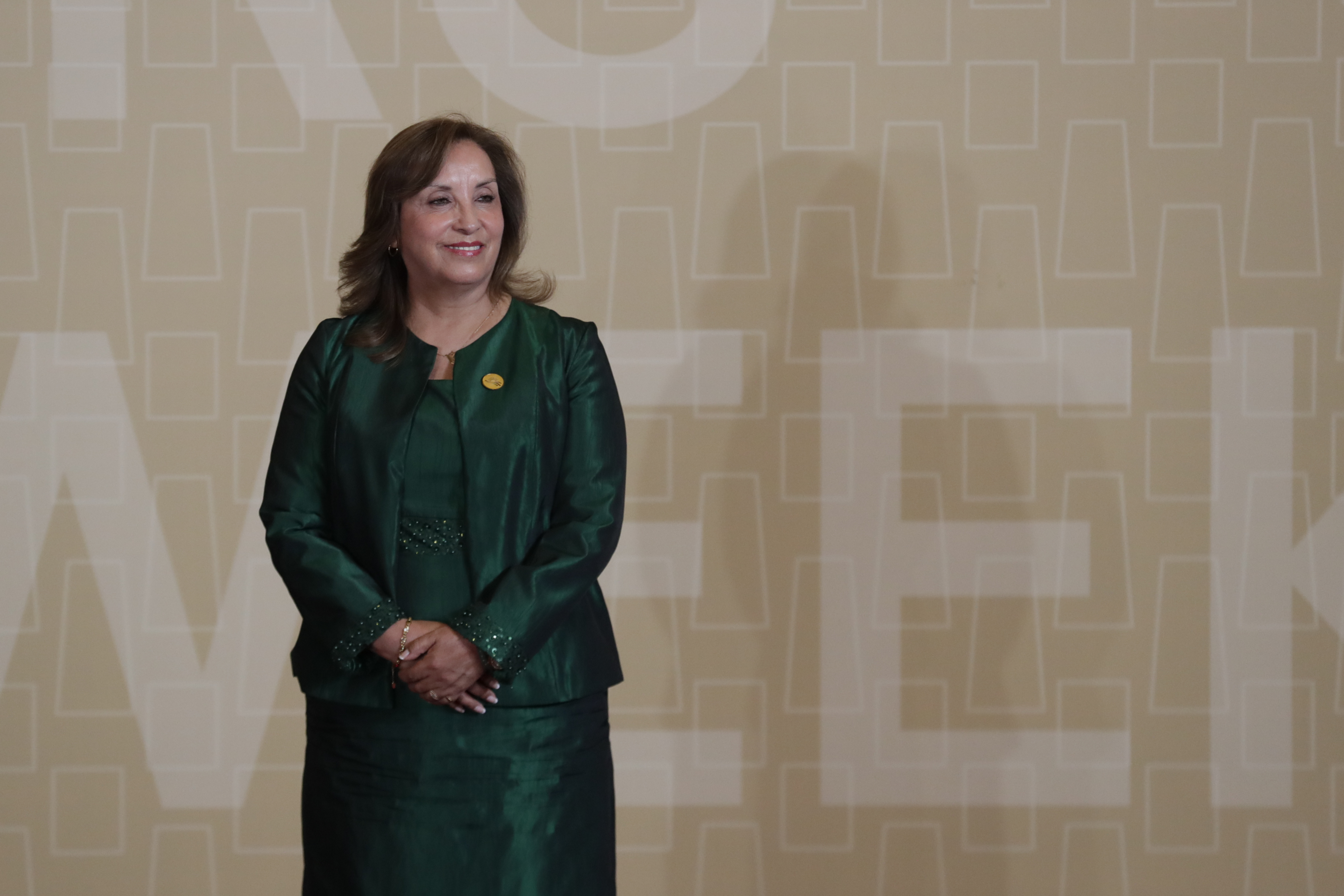 Una cirugía de nariz amenaza la presidencia de Dina Boluarte en Perú