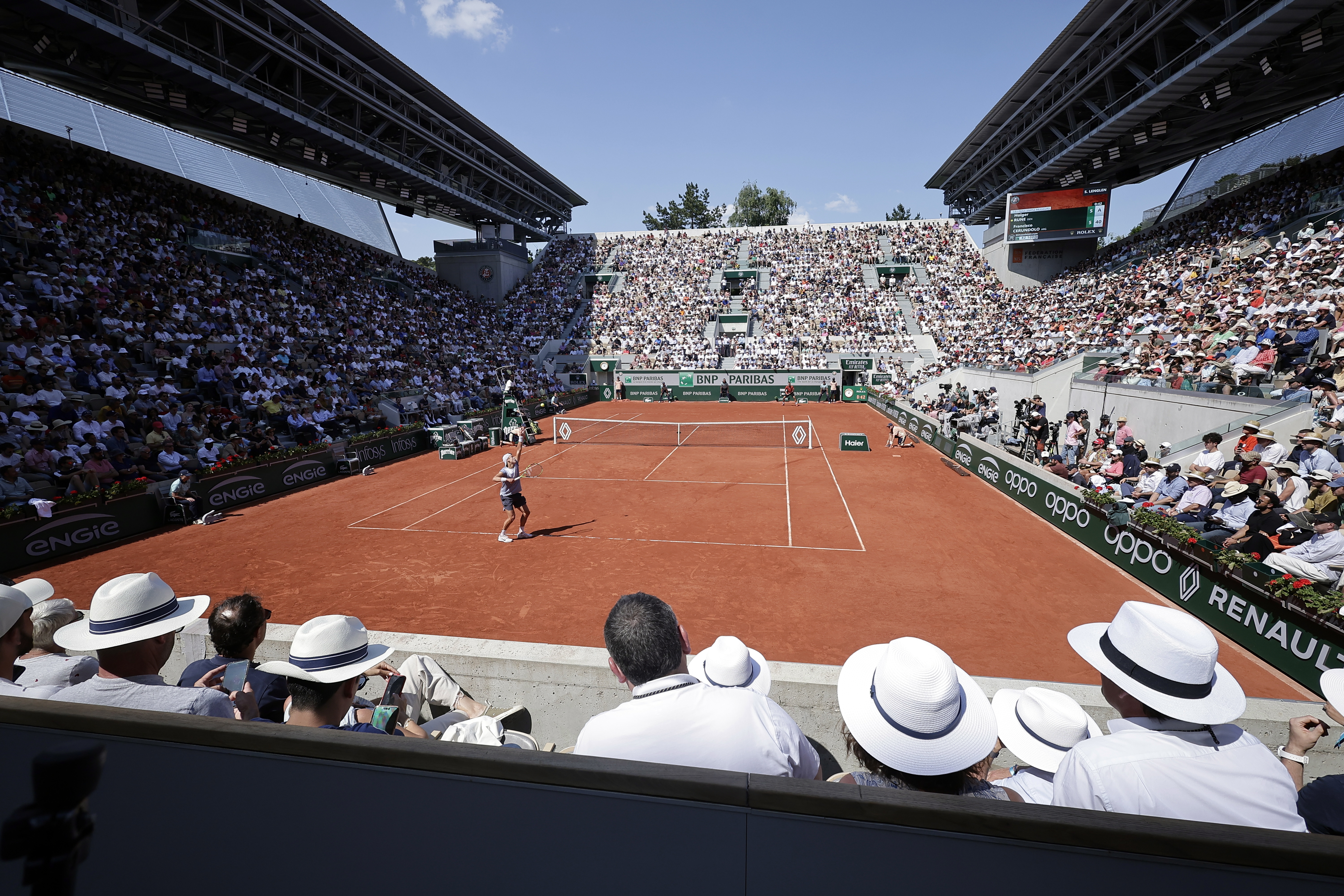 ‘La guía de la promotora perfecta’ de Roland Garros, criticada por sexista y misógina