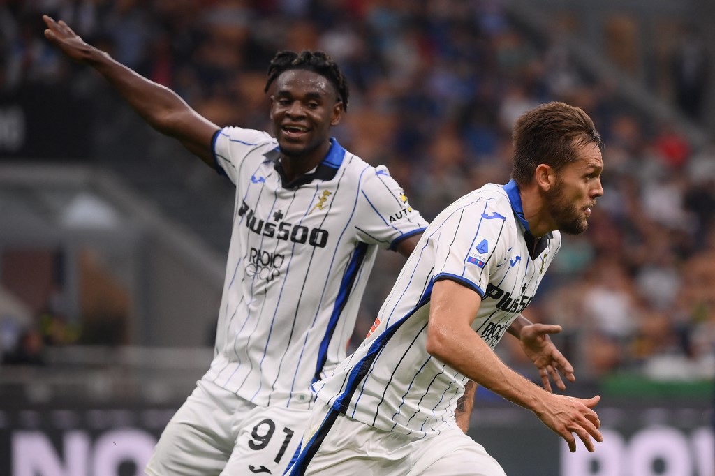 Duván Zapata jugó 61 minutos en empate de Atalanta con Inter