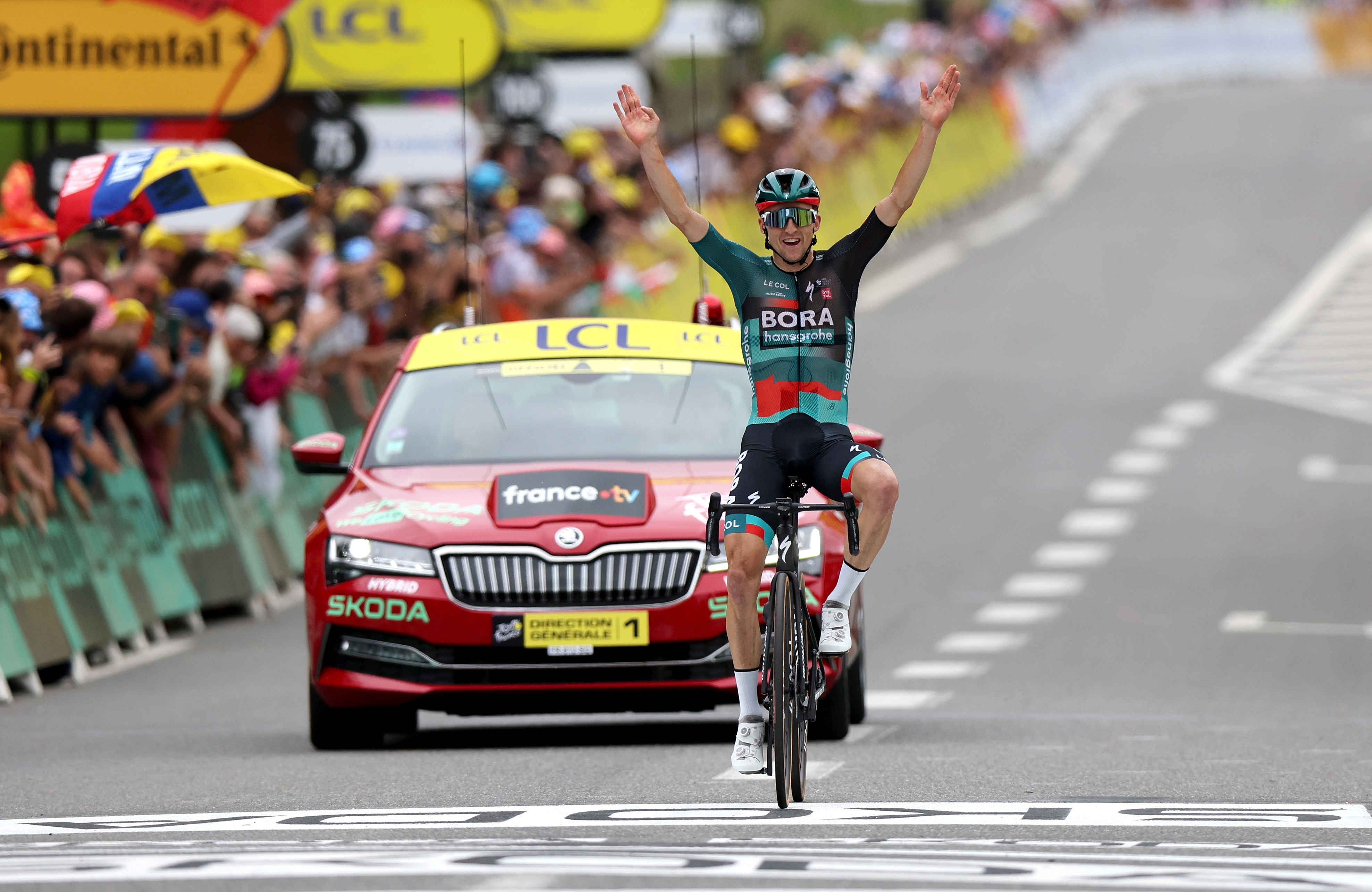 Jack Hindley ganó la quinta etapa del Tour de Francia y es el nuevo líder