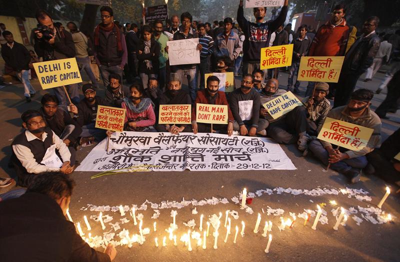 ONU pide un debate urgente tras la muerte de la joven violada en India