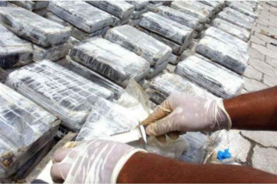 Encuentran 309 kilos de cocaína en avioneta que partió desde Venezuela