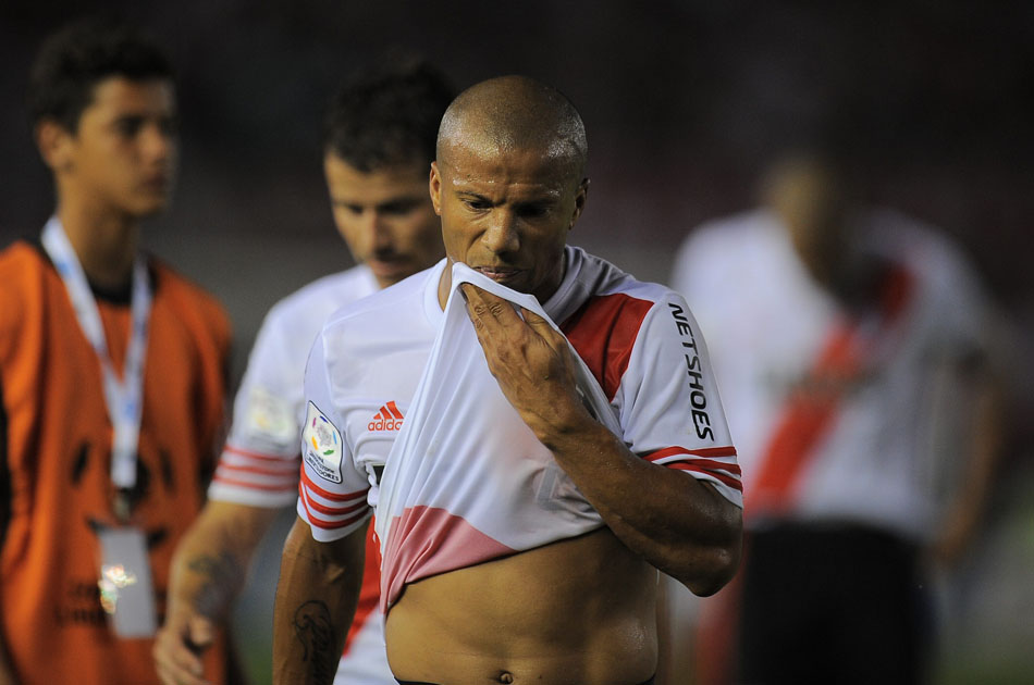 River Plate no pudo con Juan Áurich en el Monumental