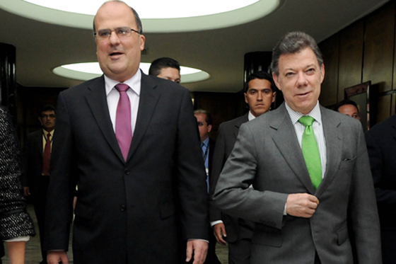 José Darío Uribe, gerente del Banco de la República, y el presidente Juan Manuel Santos.