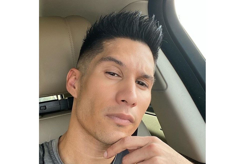 Video: Chyno Miranda fue trasladado de la clínica de rehabilitación donde estaba