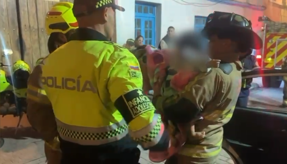 Bebé de 11 meses fue rescatada en el Chorro de Quevedo tras ser abandonada en un vehículo
