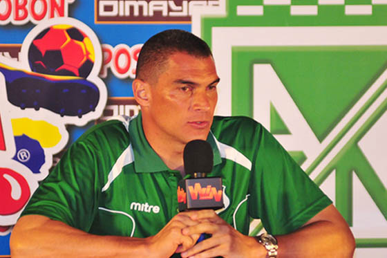 Farid Mondragón: es un honor enfrentar a un equipo tan bien armado y estructurado