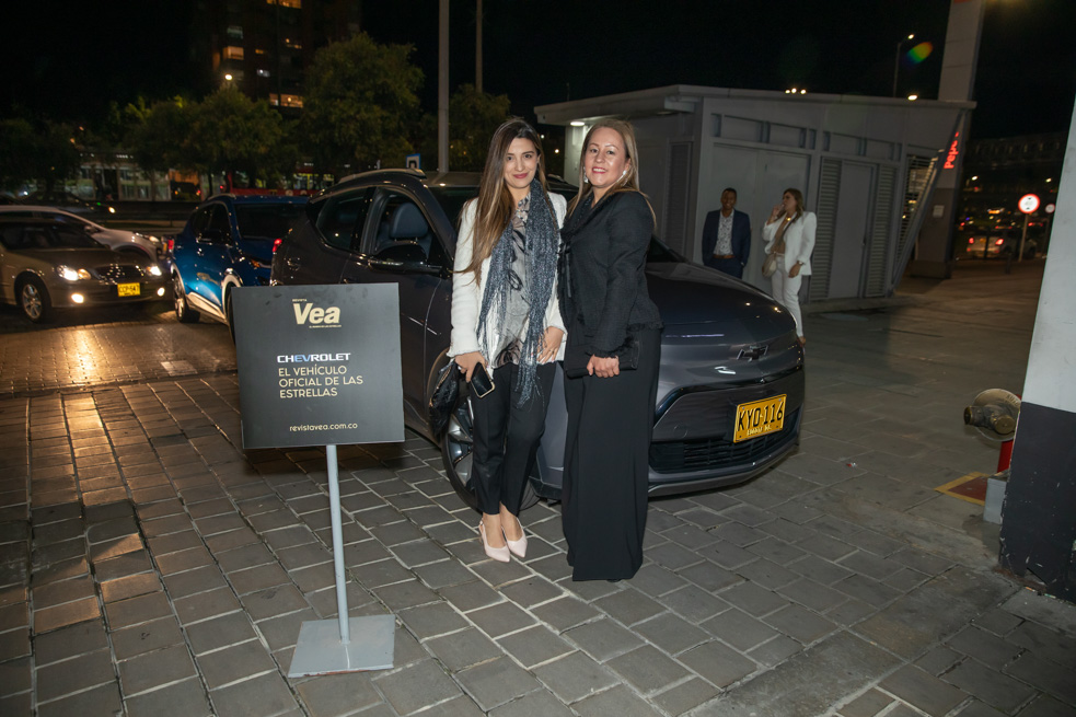 Andrea Ruiz y Margarita Olarte Chevrolet  Revista VEA 11 AÑOS