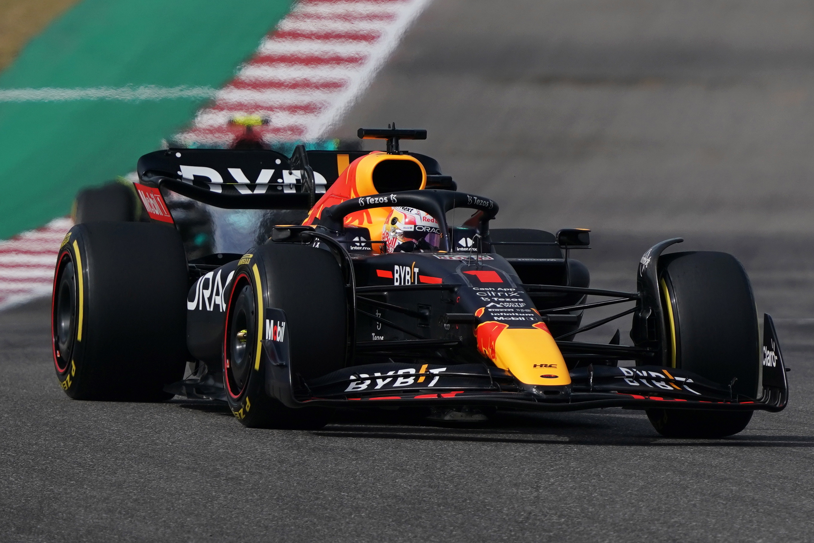 Austin (Usa), 23/10/2022.- Dutch Formula One driver Max Verstappen of Red Bull Racing during the United States Formula One Grand Prix at the Circuit of The Americas in Austin, Texas, USA, 23 October 2022. (Fórmula Uno, Estados Unidos) EFE/EPA/GREG NASH