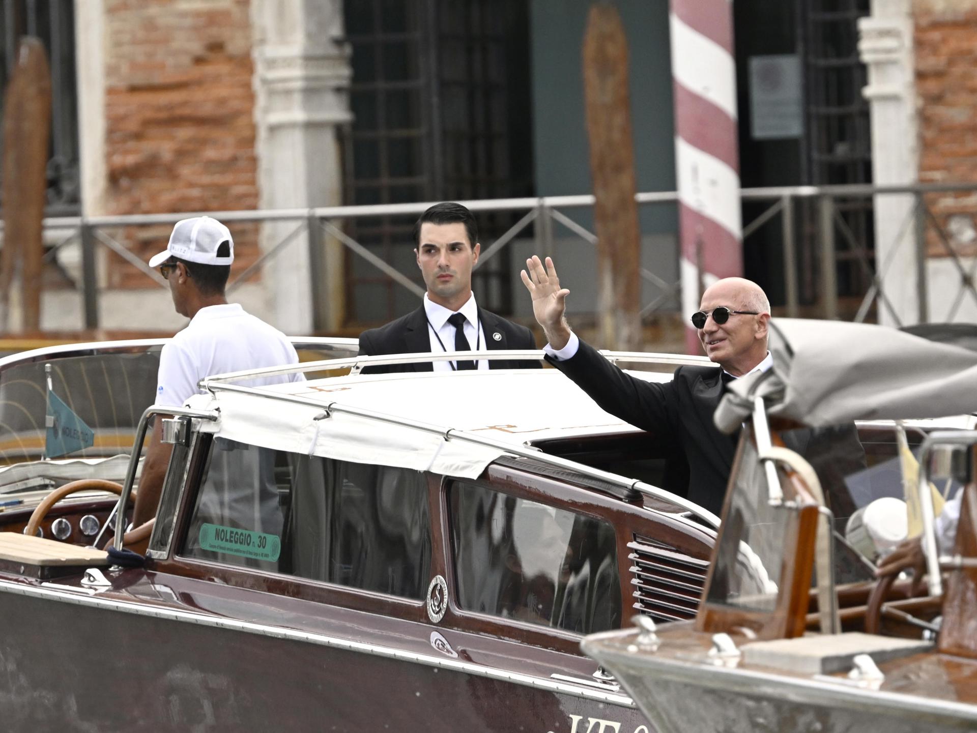 “No hay espacio para Bezos” en Venecia; la protesta después de su matrimonio
