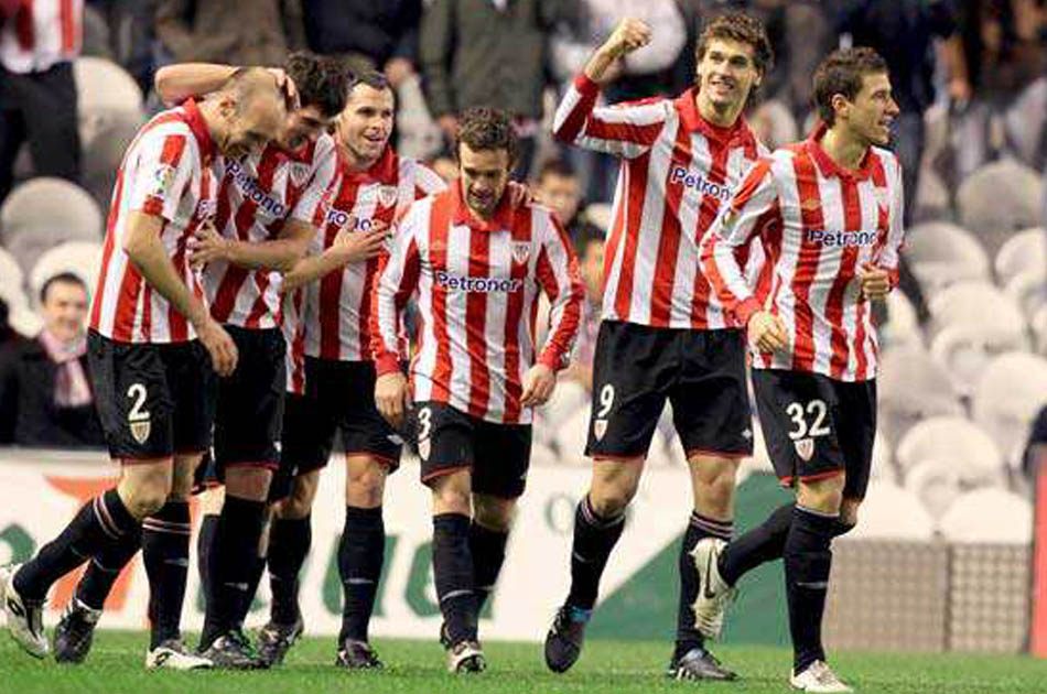 El Athletic se recupera y golea al Almería 6-1