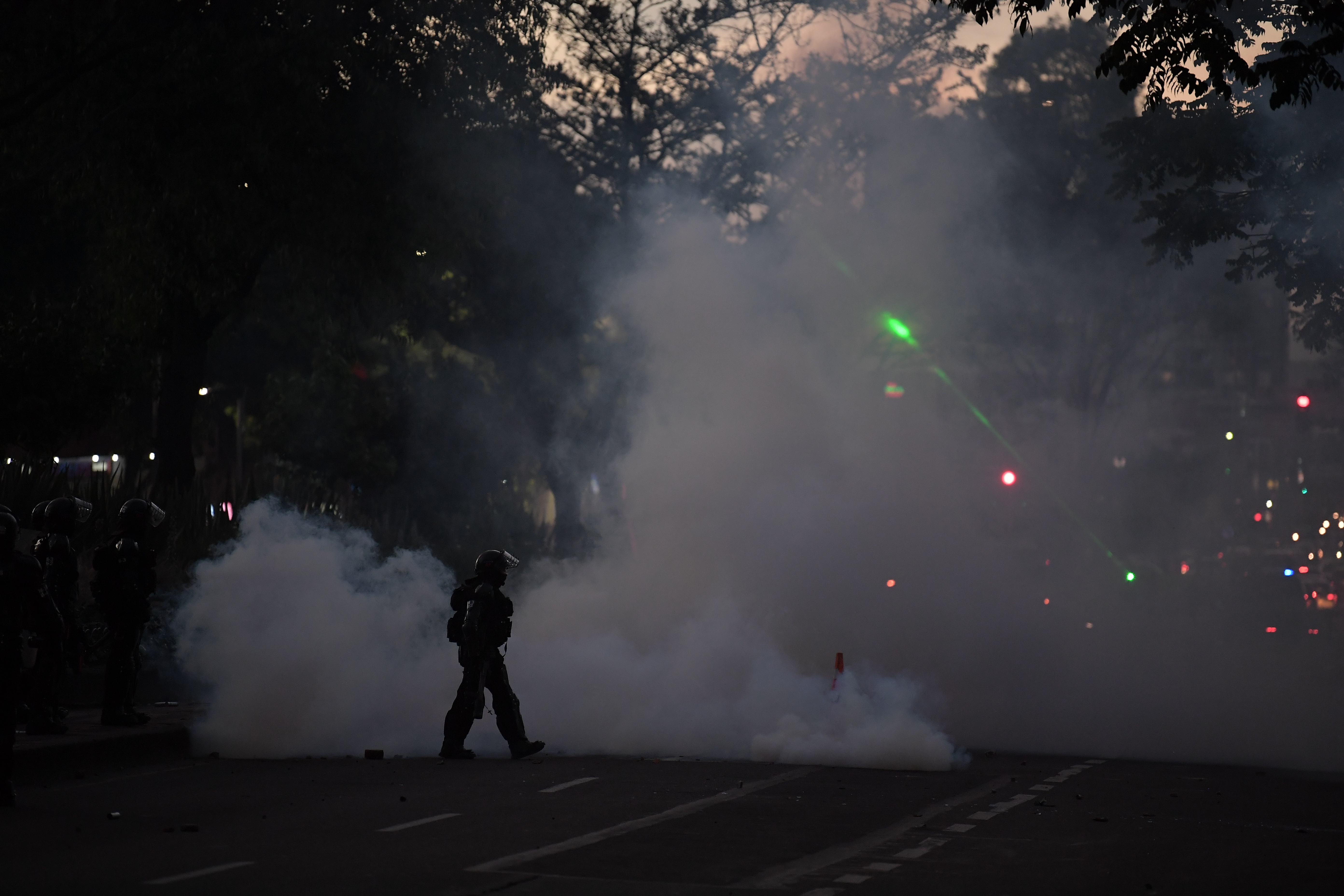 Protesta contra violencia sexual termina en disturbios, en la U. Pedagógica
