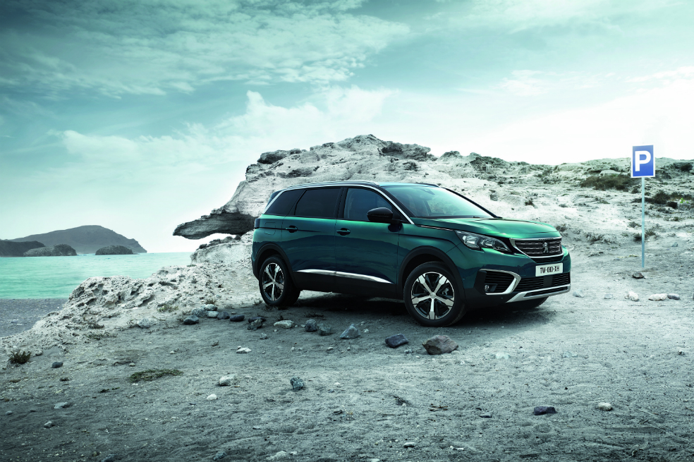 Peugeot 5008, un deportivo de altas proporciones