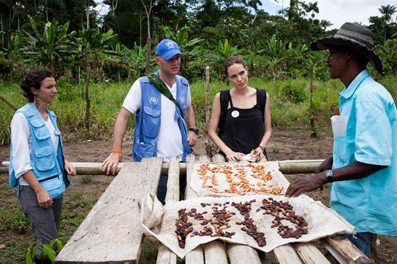Angelina Jolie visitó a refugiados colombianos