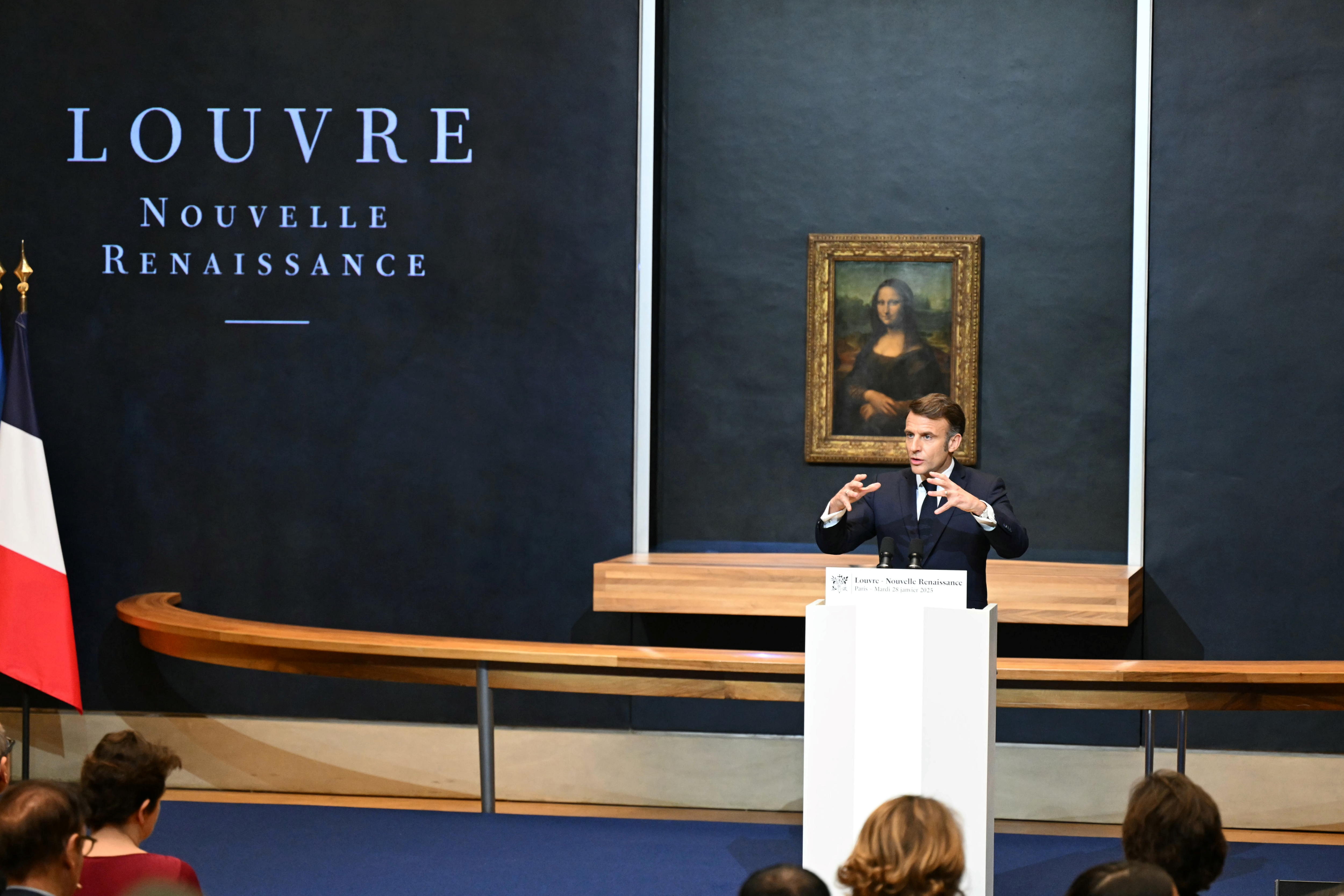 Macron anunció una reforma al Louvre, tras denuncias de deterioro