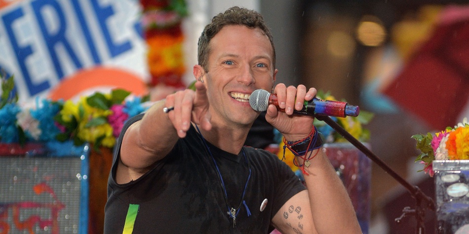 Chris Martin cautiva a sus seguidores con ‘Me enamoré’