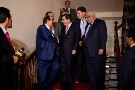 ¿Banderas de paz entre Congreso y las Cortes por reforma de equilibrio?