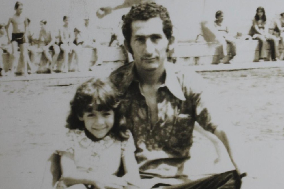Lady Noriega y su papá.