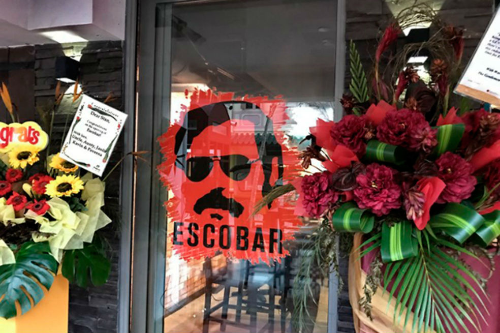 Polémica por restaurantes con la imagen de Pablo Escobar en Singapur y Barcelona