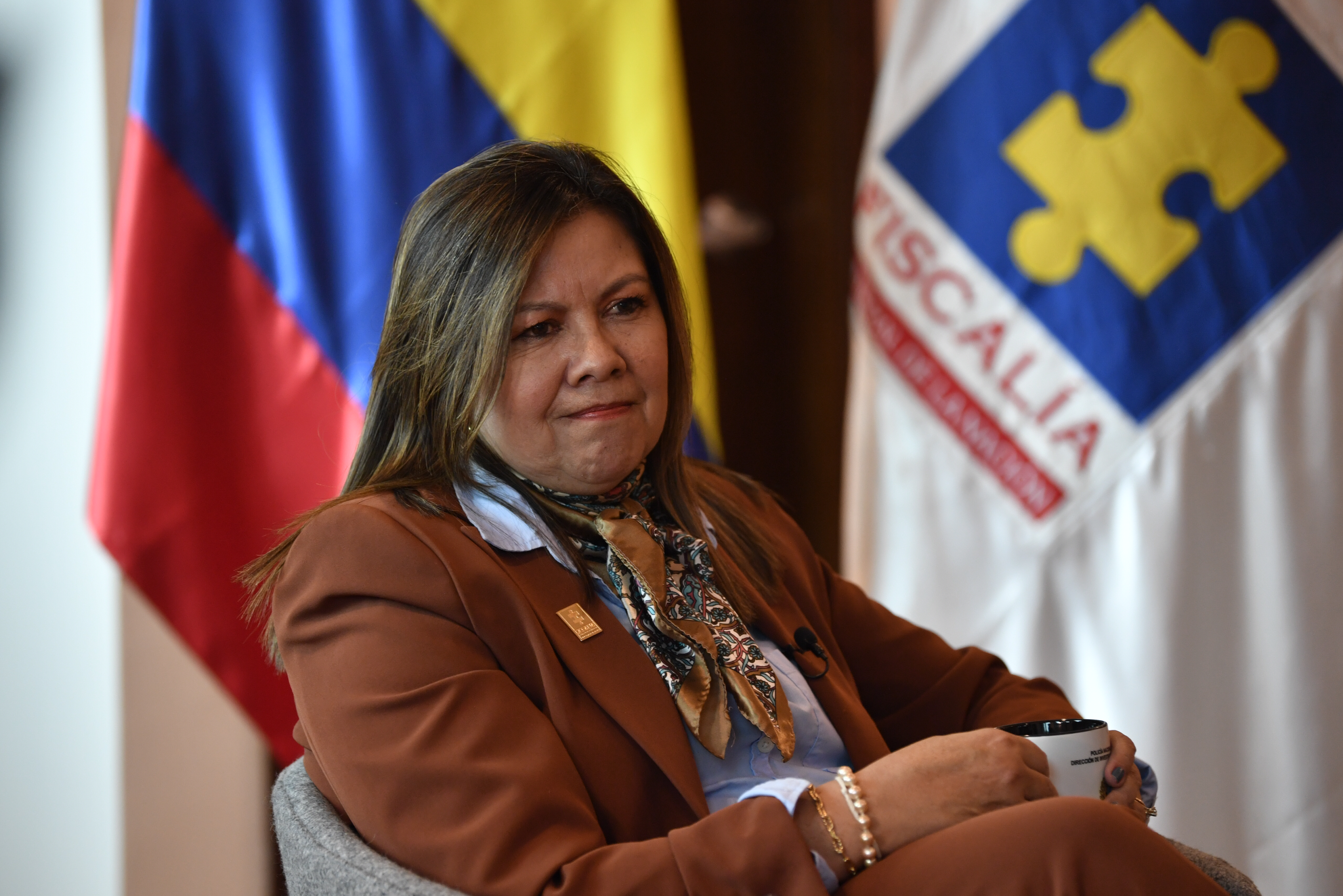 Fiscal general de la nación durante entrevista