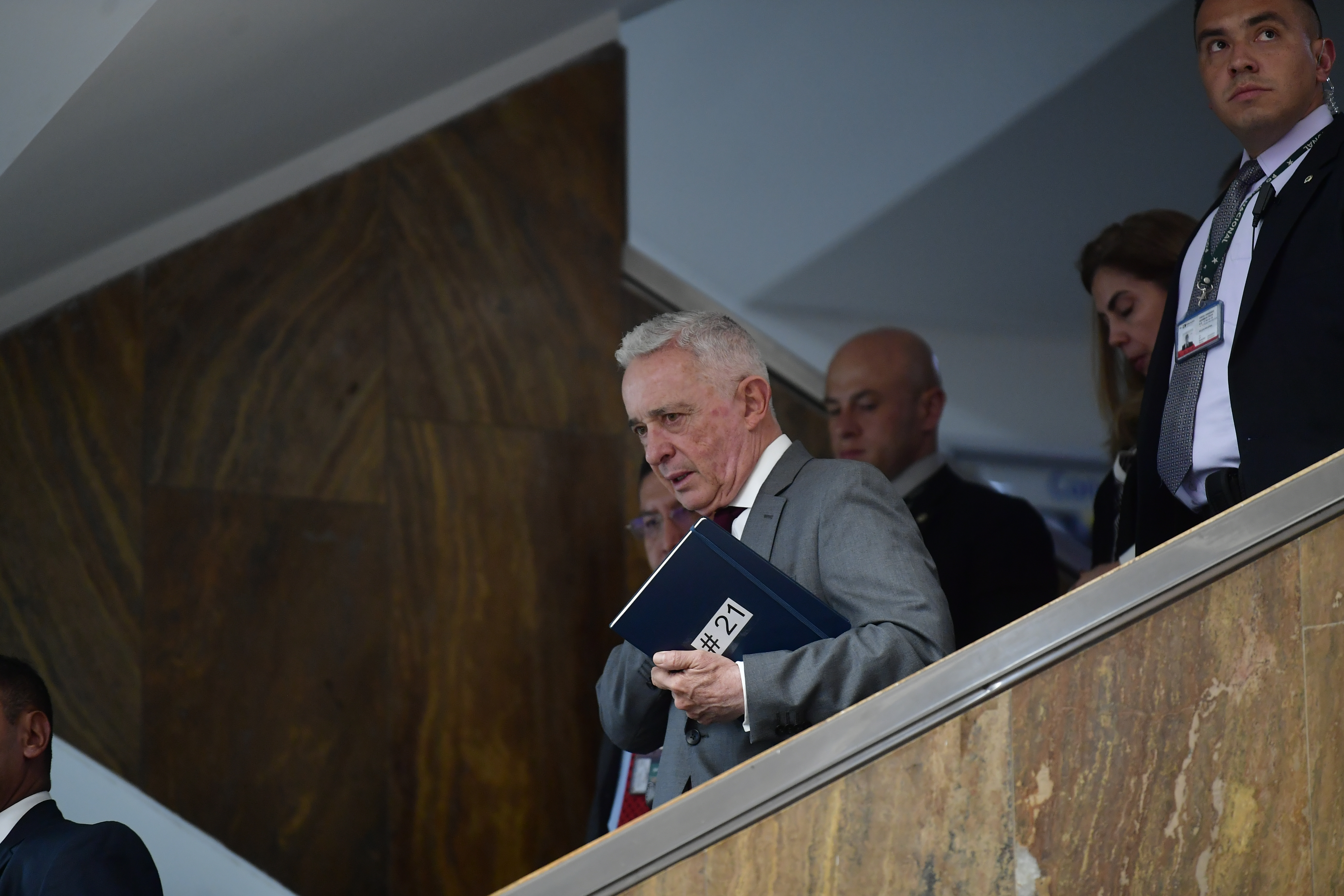 Juicio contra Uribe: expresidente habla de “persecución política” a 72 horas del fallo
