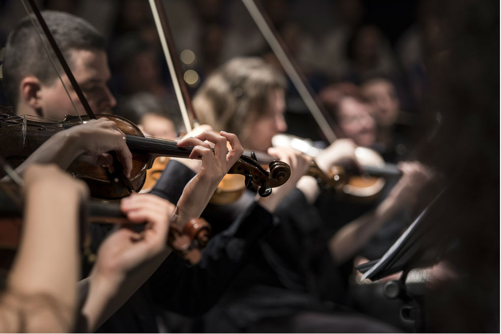 En el cerebro de los músicos, las neuronas se reorganizan