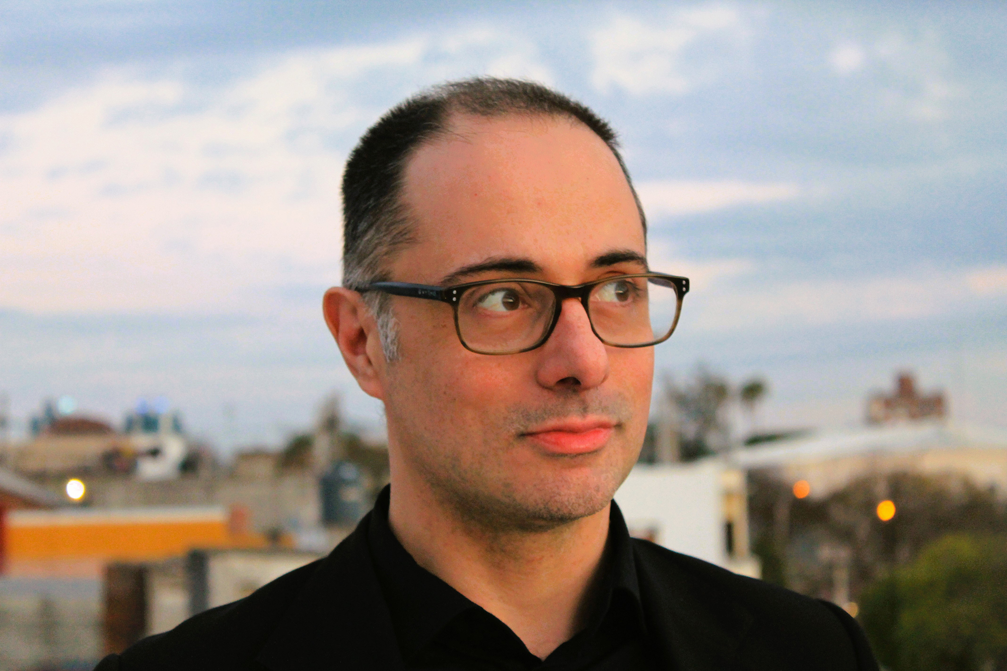 La música que acompaña el fin del mundo: entrevista a Ramiro Sanchiz