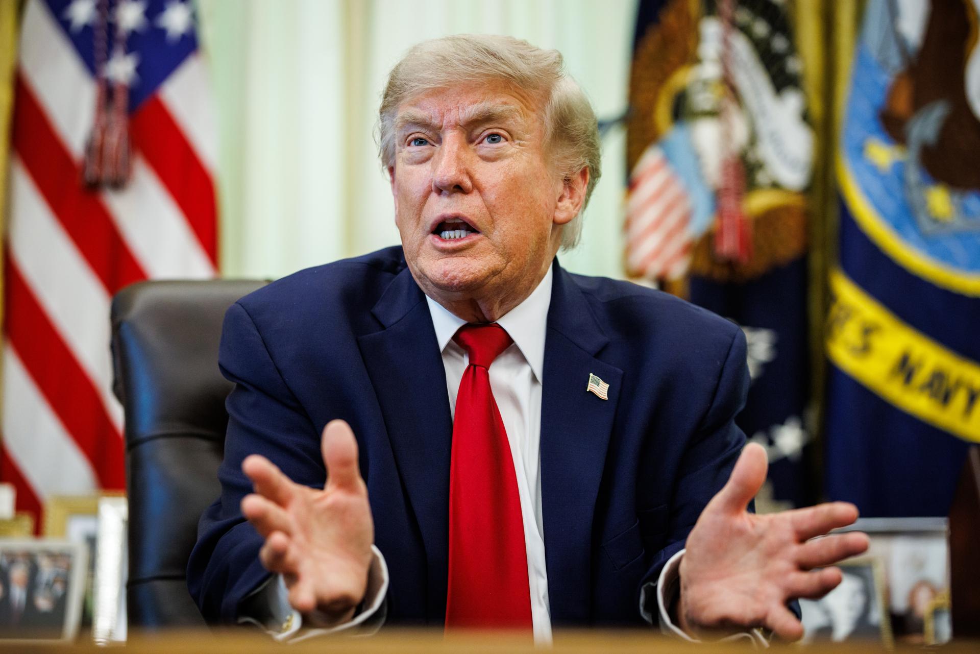 Trump defiende haber ganado más de USD 1.000 millones con criptomonedas
