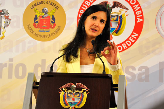 Renunció la viceministra de Defensa Yaneth Giha