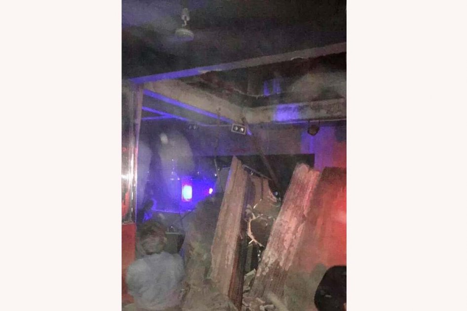Techo de Billares Londres se fue al piso mientras decenas de personas estaban de rumba