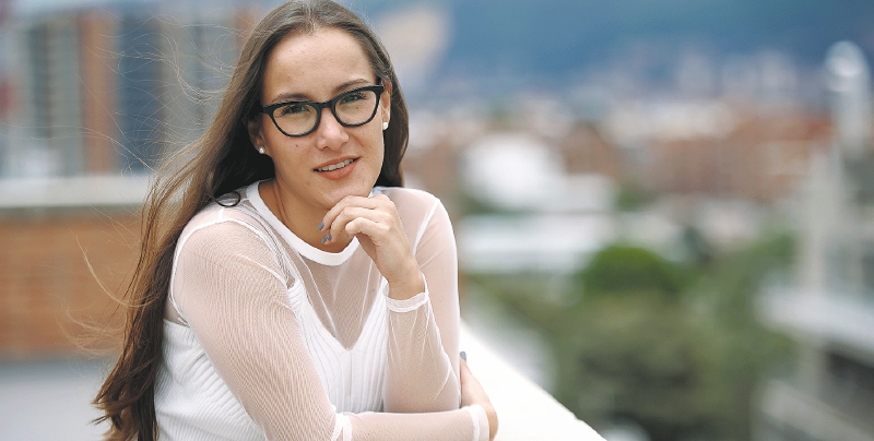 Nathalia Gómez publicó “Reportaje del teatro de sala en la escena pereirana”. / Mauricio Alvarado - El Espectador