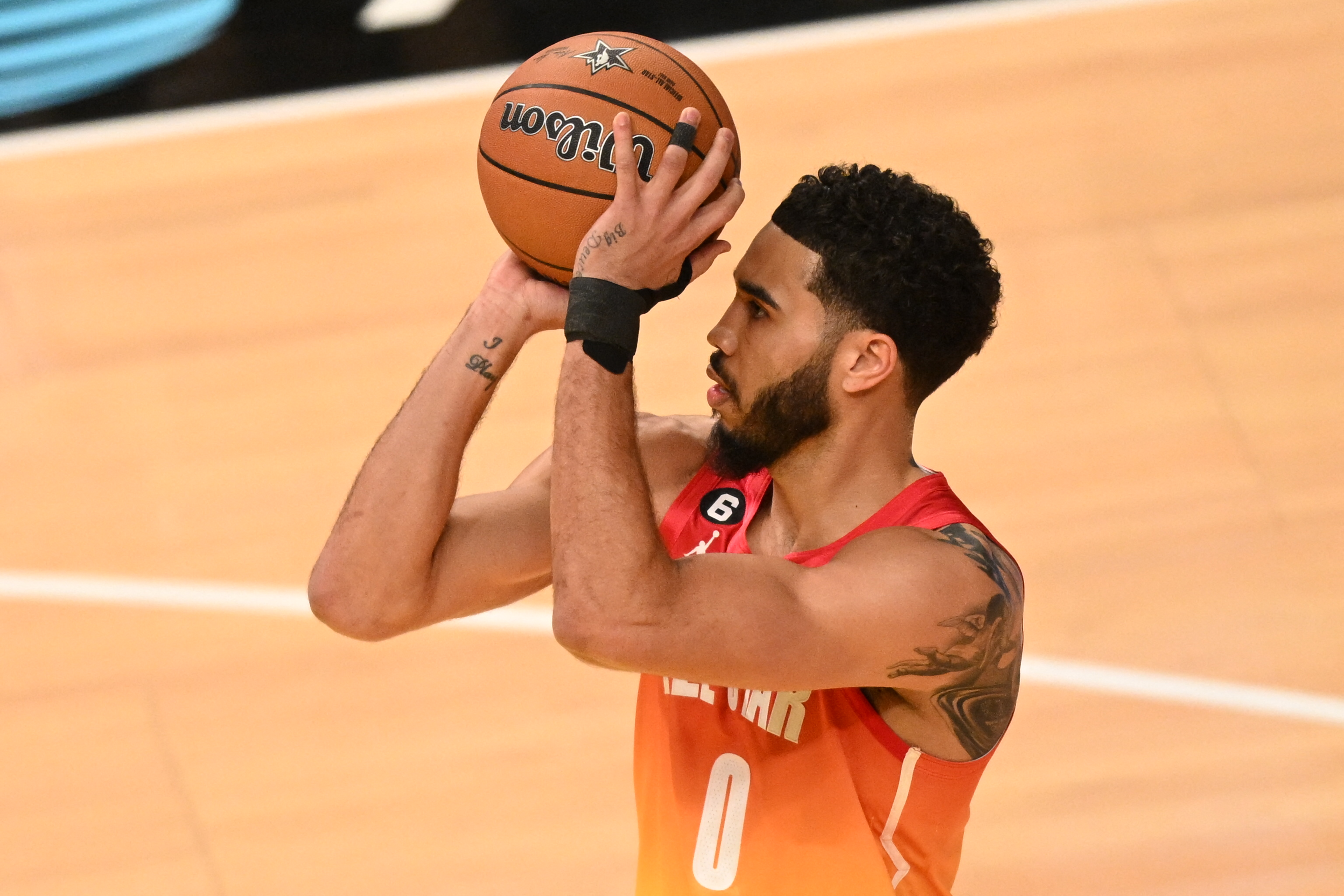 Tatum bate el récord anotador del All-Star en la primera derrota del Equipo LeBron