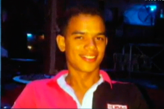 Deivi Hernando Román, de 22 años, el mesero asesinado.