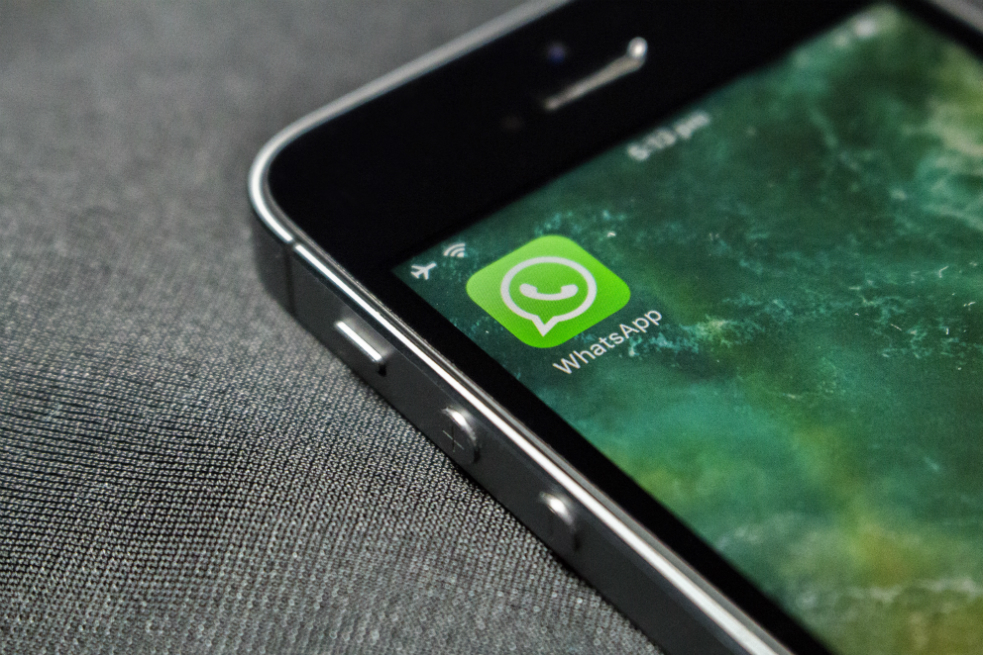 En India, los administradores de grupos de whatsapp podrían ir a la cárcel por noticias falsas