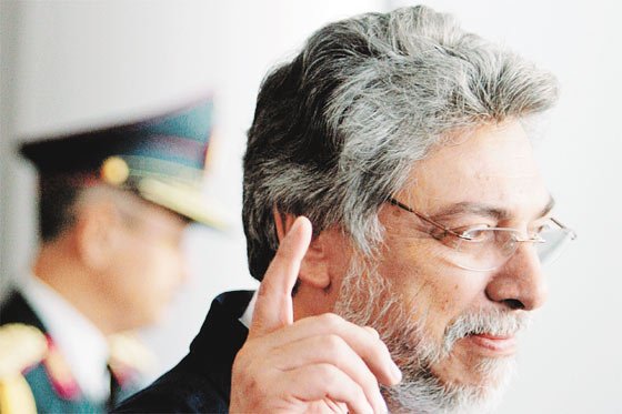 Fernando Lugo pide que comisión investigue su destitución