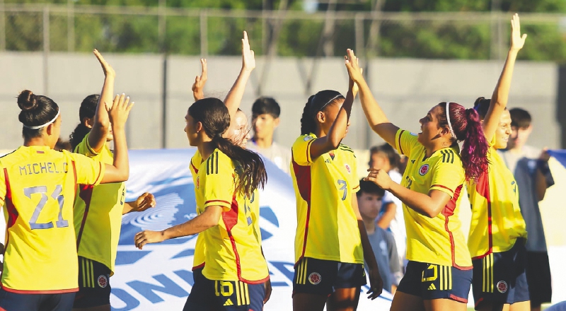 La selección femenina sub-17 de Colombia busca meterse en la fase final del Suramericano