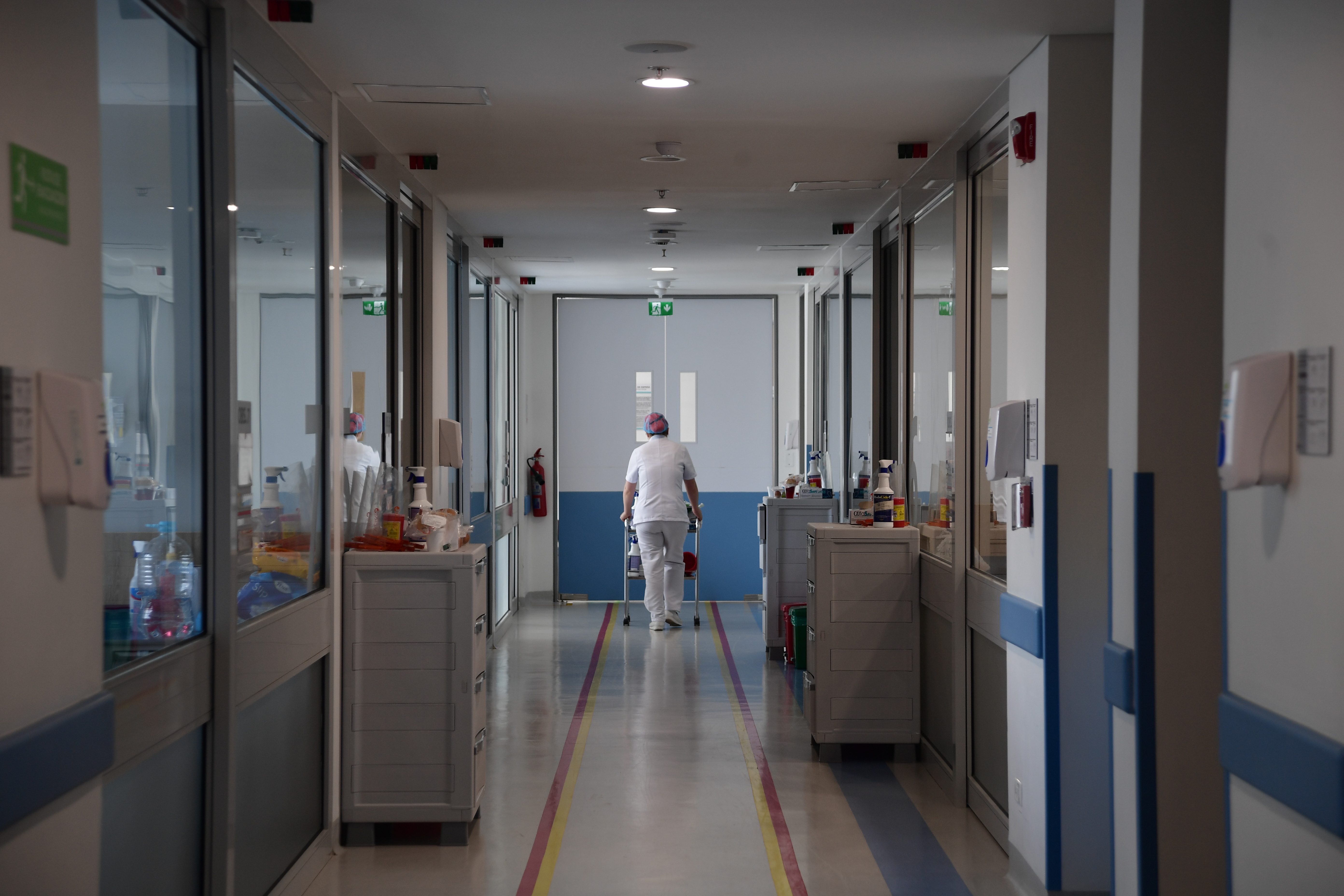 Suspensión del decreto que modifica el modelo de salud: así reacciona el sector