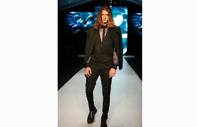 JUAN CÍRCULO DE LA MODA