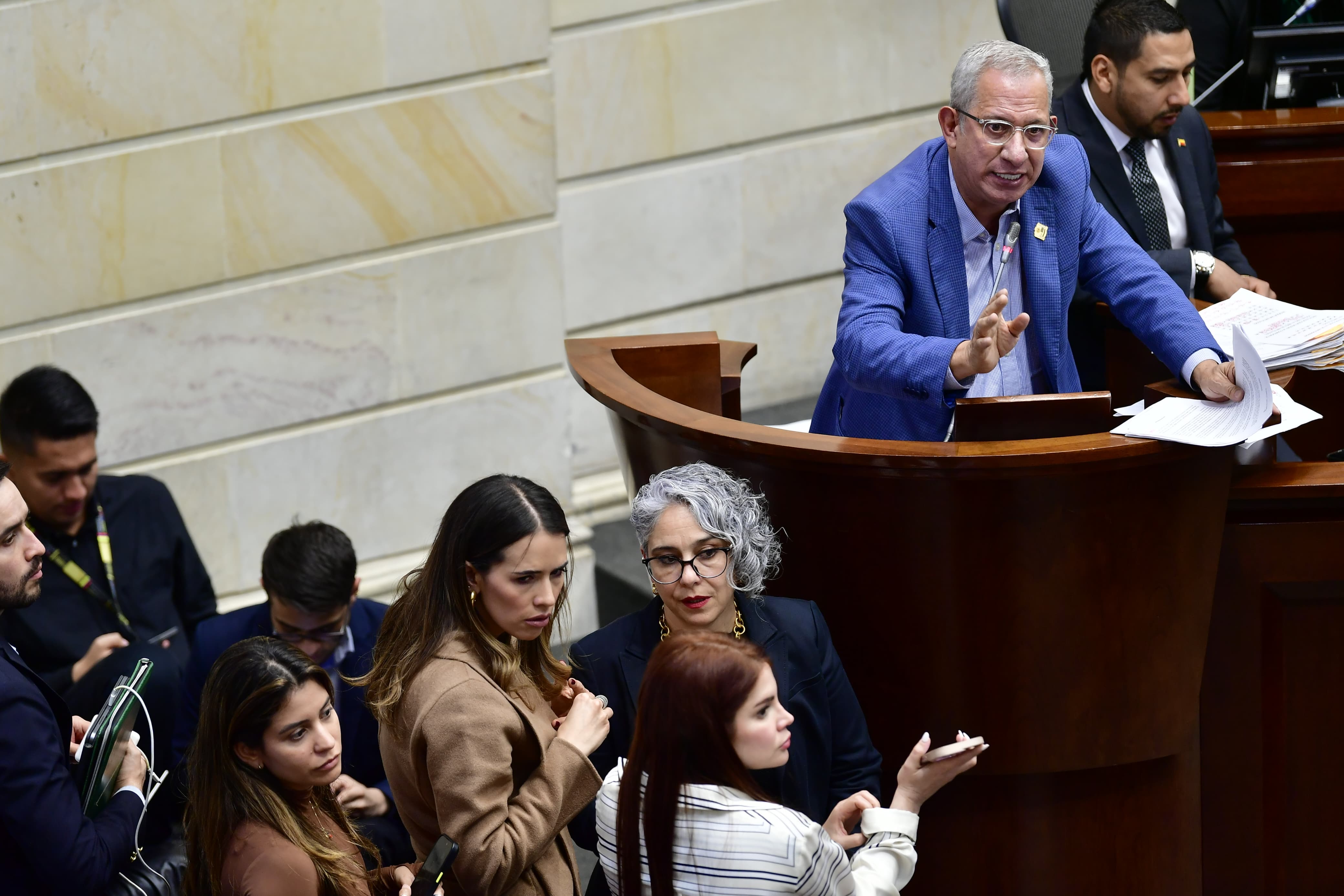 Reforma laboral: la plenaria del Senado ya discutió 65 de los 77 artículos