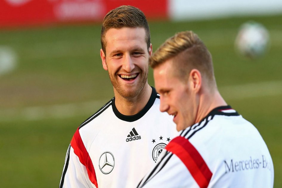 Valencia fichó al defensa alemán Mustafi
