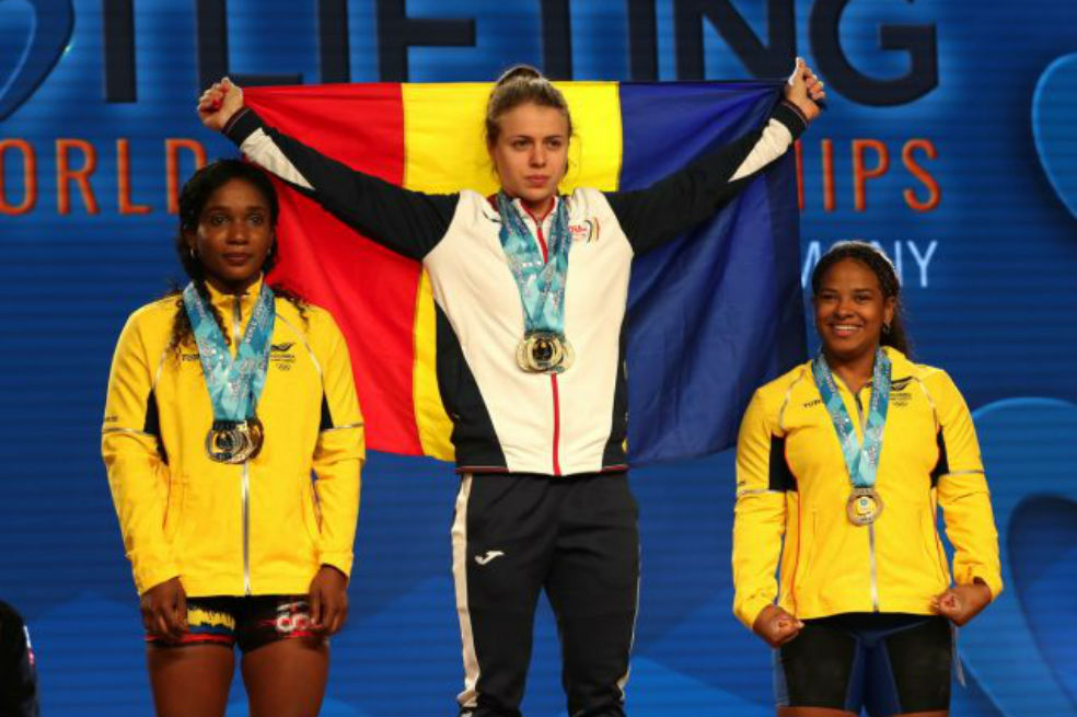 Lina Rivas y Mercedes Pérez brillan en Mundial de Levantamiento de Pesas