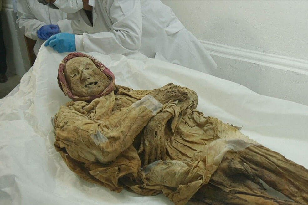 Momia ecuatoriana podría ser la clave para entender dolorosa enfermedad en Europa