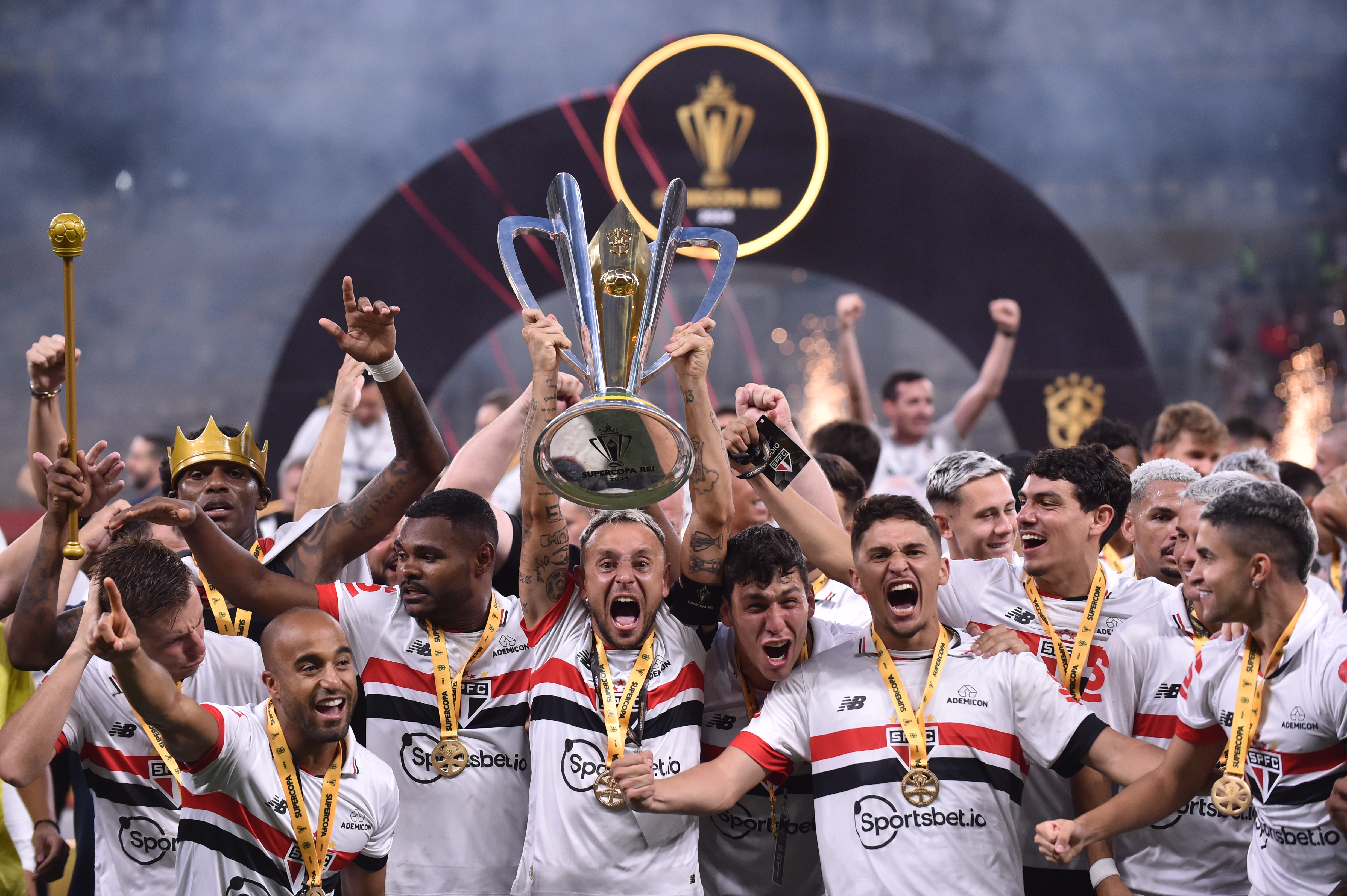 Sin James Rodríguez, Sao Paulo se coronó supercampeón de Brasil