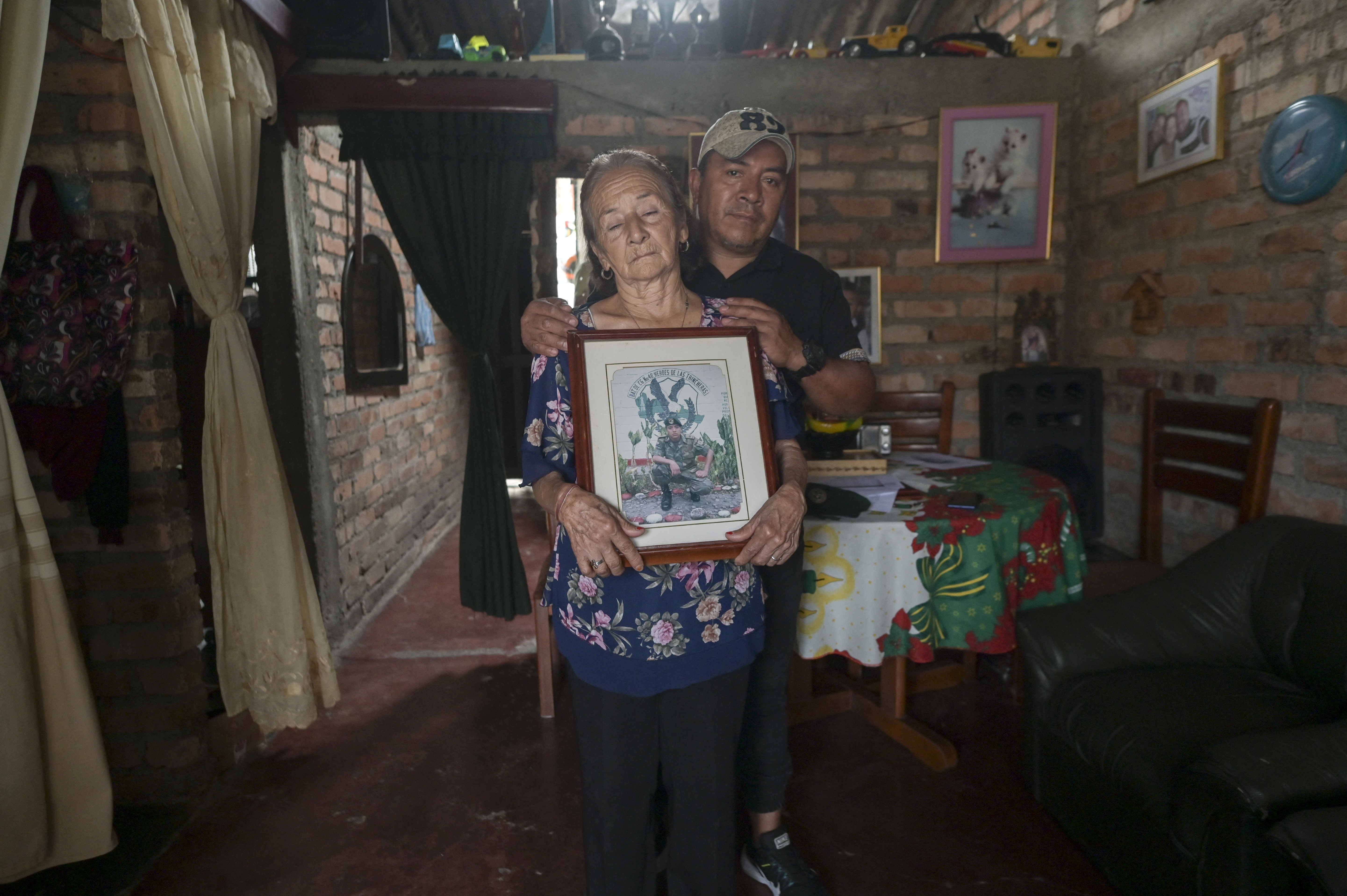 Familiares de exsoldados colombianos presos en Rusia piden su retorno