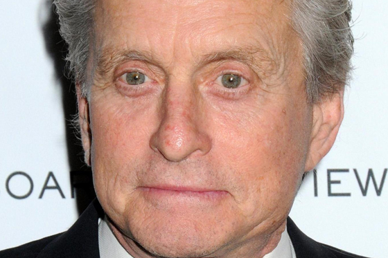 Michael Douglas se sobrepone a su enfermedad