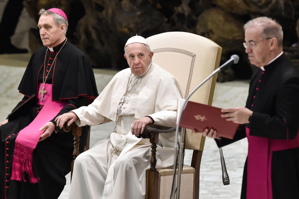 Papa dice que es mejor no ir a la Iglesia que hacerlo y vivir odiando
