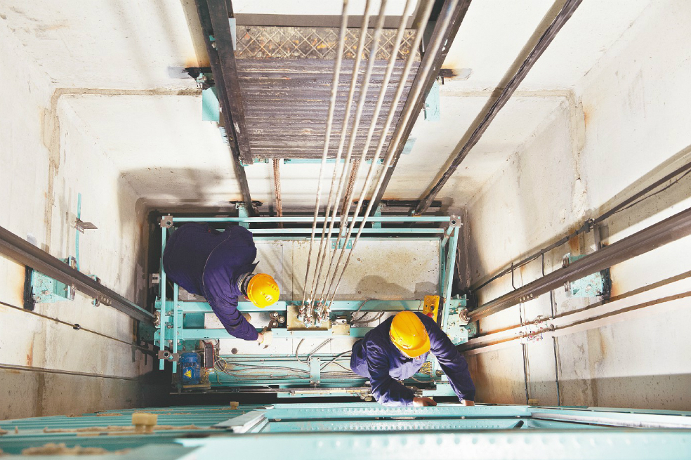 Dos mujeres perdieron la vida por accidentes en ascensores